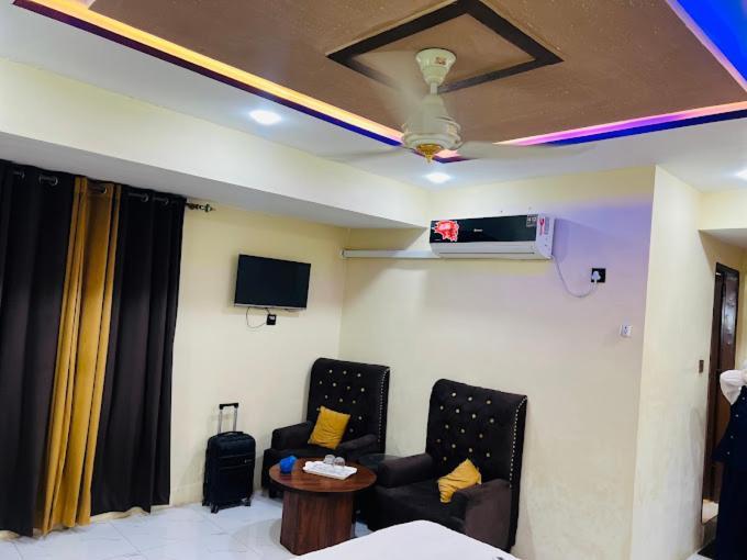 Hotel Al Markaz อิสลามาบัด ภายนอก รูปภาพ